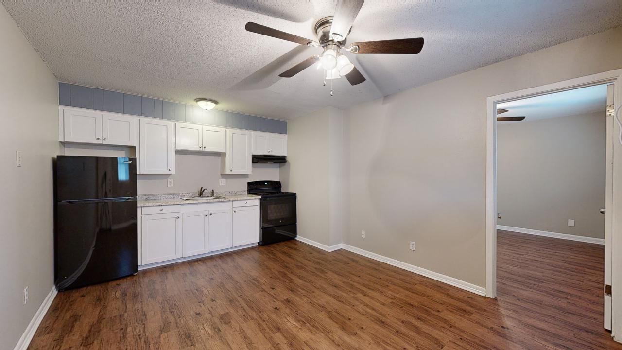 Unit 12 property image