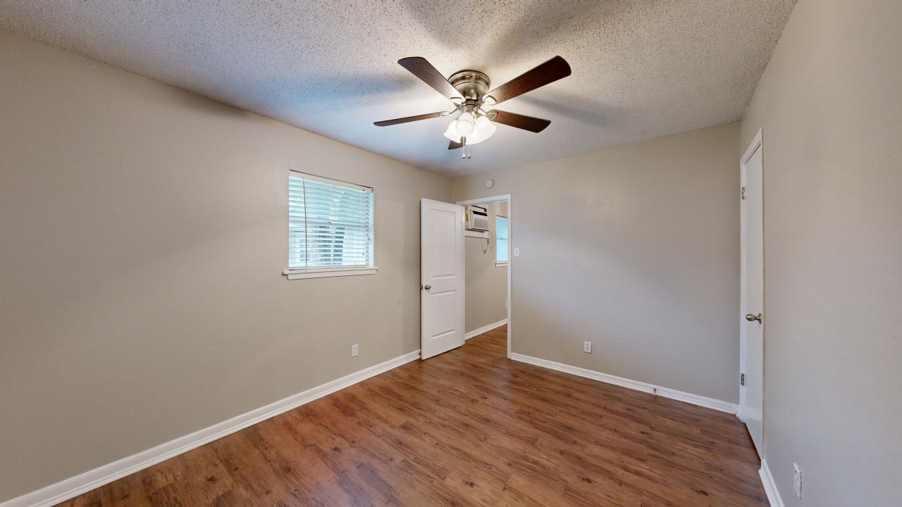 Unit 12 property image