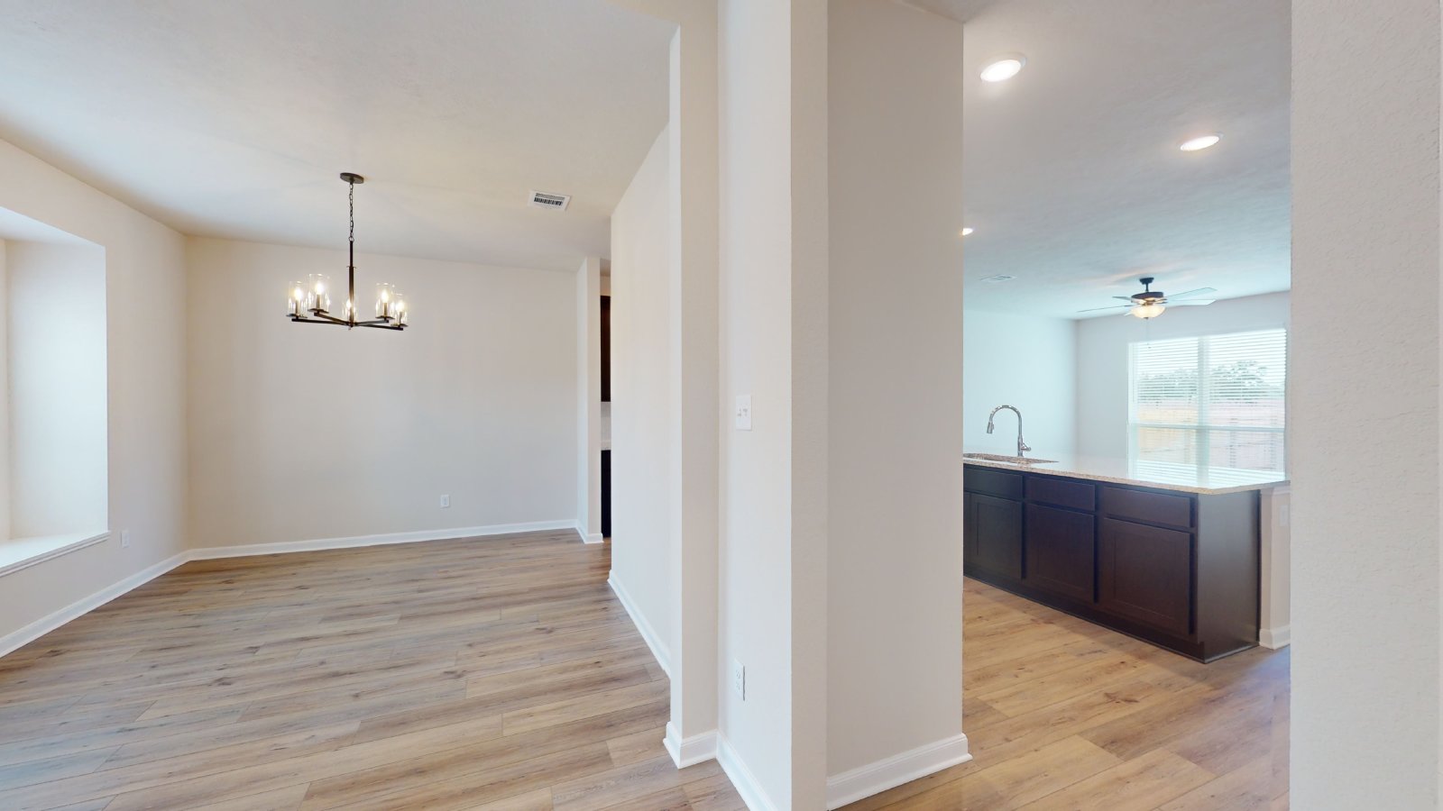 2210 property image