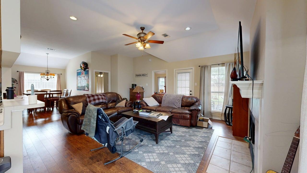 2415 Carnation Ct property image