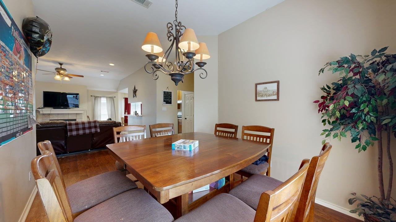 2415 Carnation Ct property image