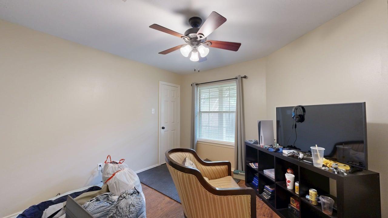 2415 Carnation Ct property image