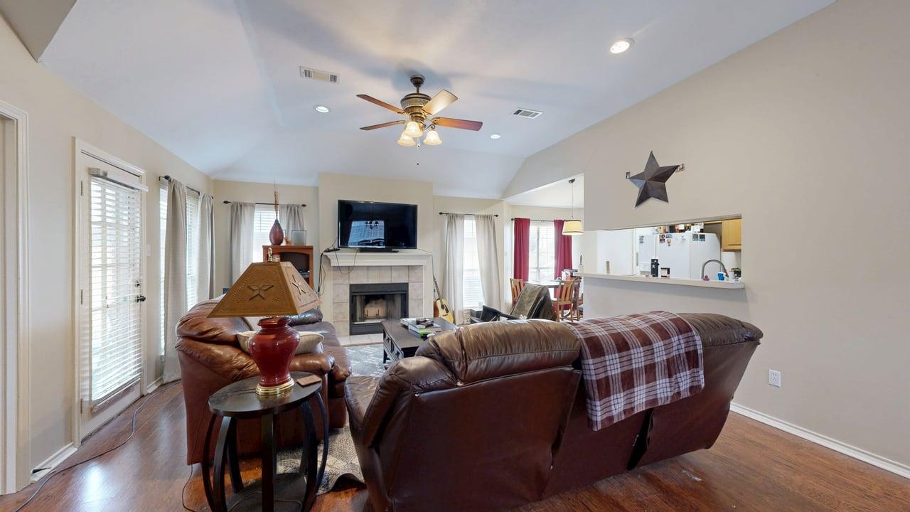 2415 Carnation Ct property image