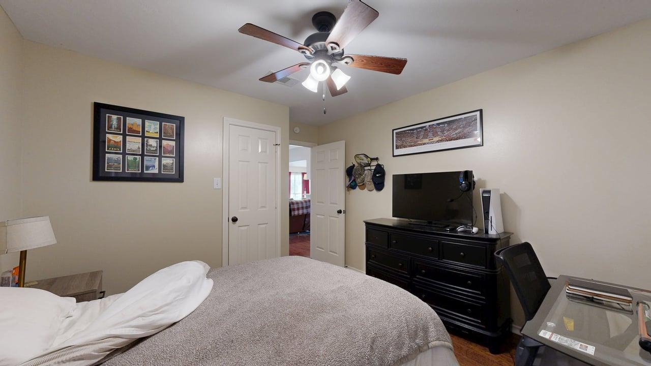 2415 Carnation Ct property image