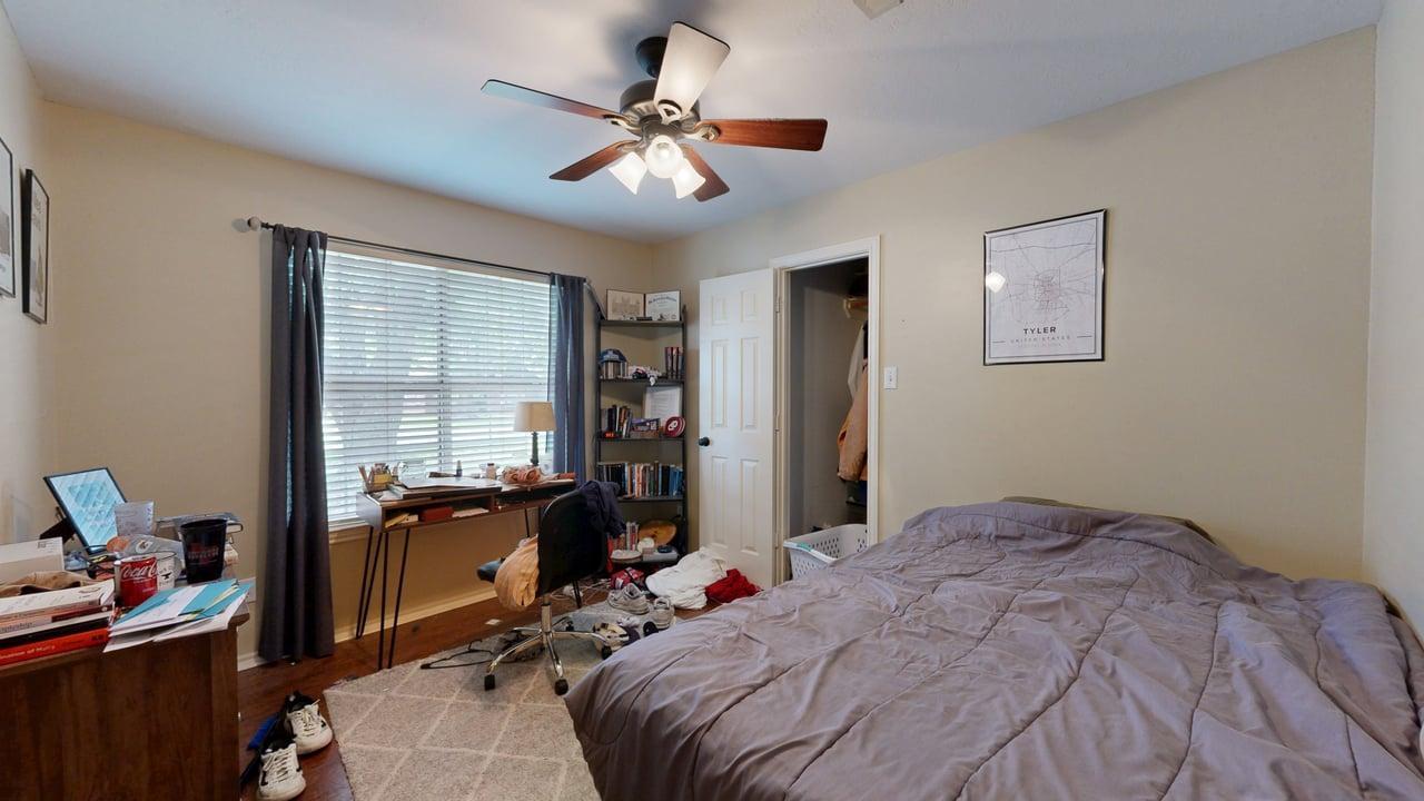 2415 Carnation Ct property image