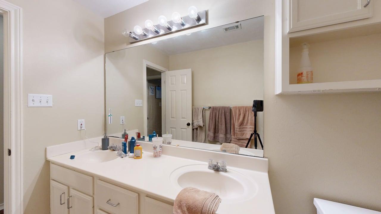 2415 Carnation Ct property image