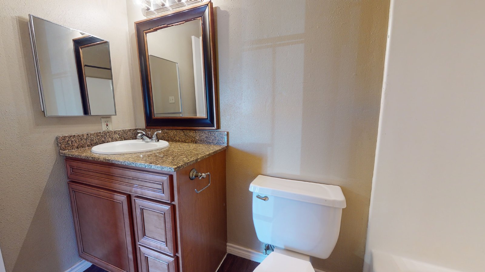 904 University Oaks Blvd #020 property image