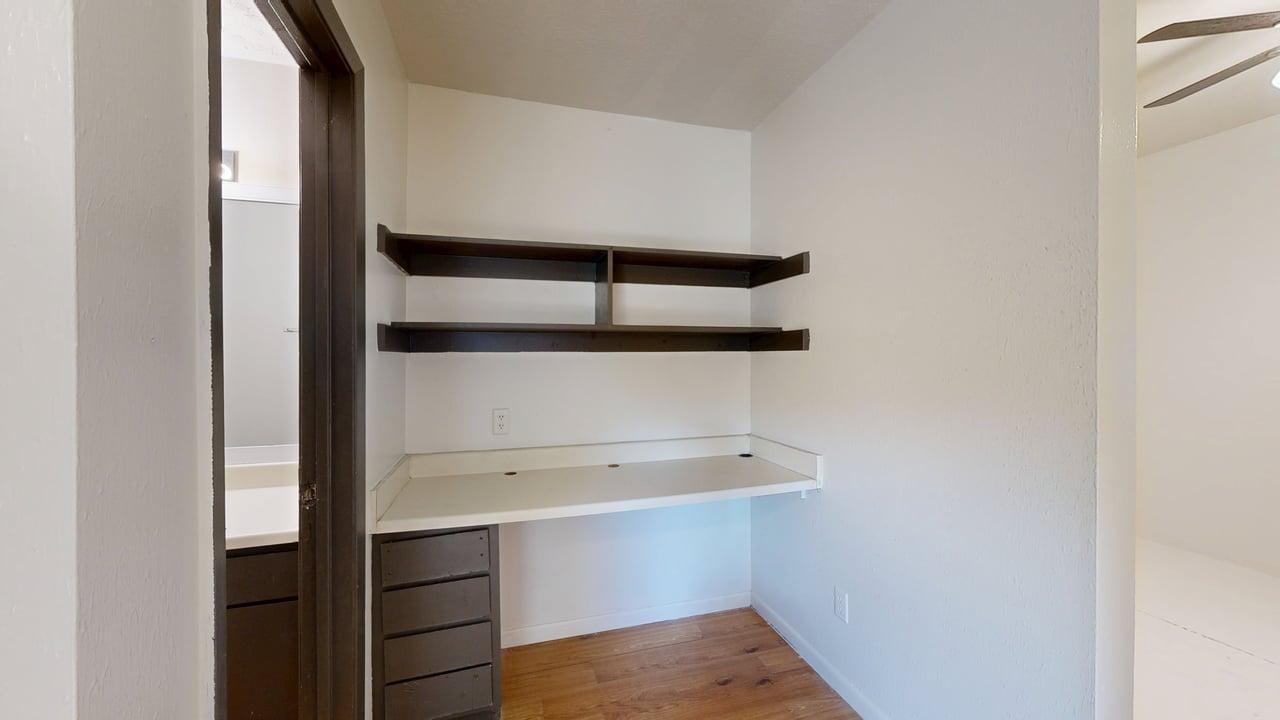 725 Peppertree Dr Apt 27 property image