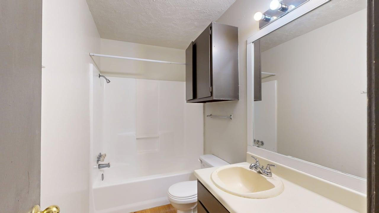 725 Peppertree Dr Apt 27 property image