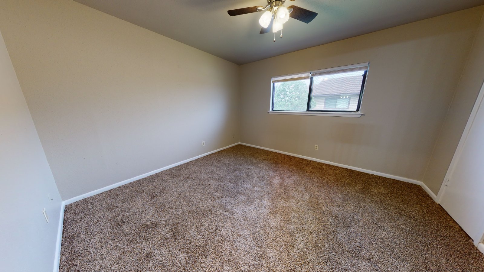 2807 Longmire Unit A property image