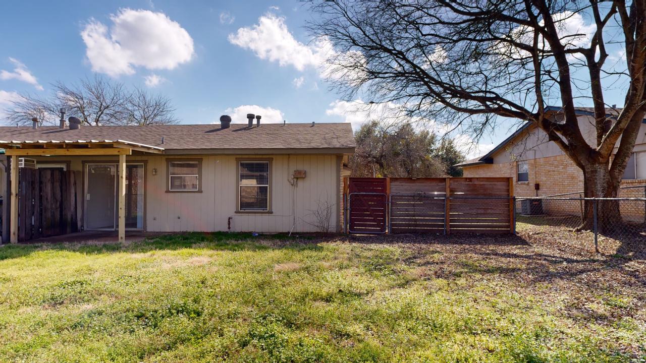 1441-1443 2 property image