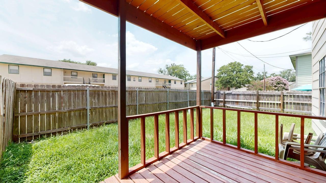 Unit B property image