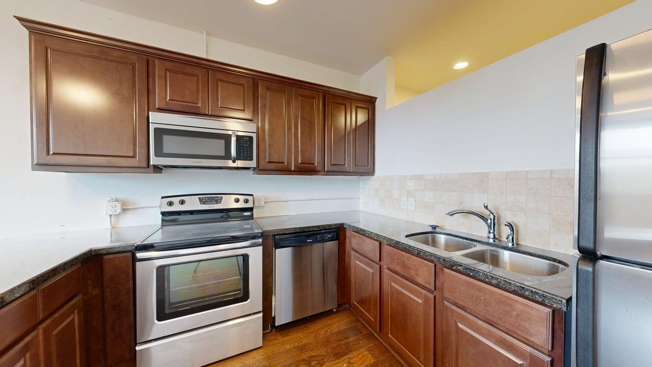 206 N Main 121 property image