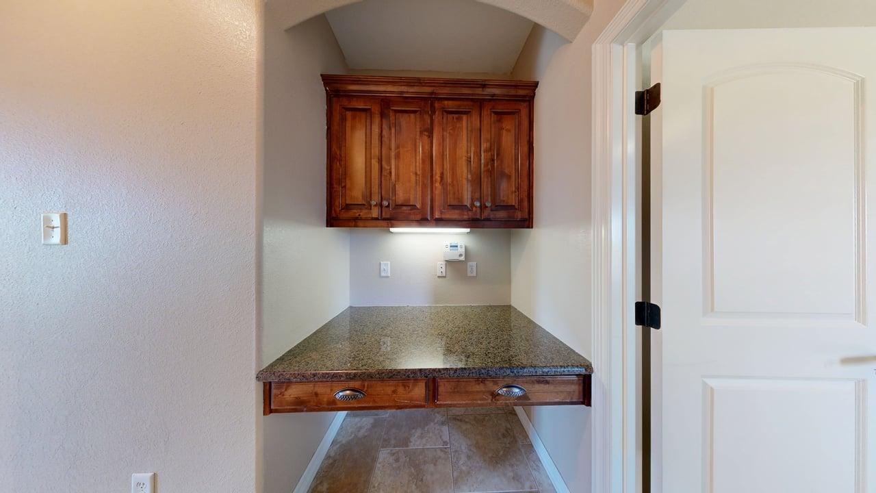 3900 Latinne Ln property image