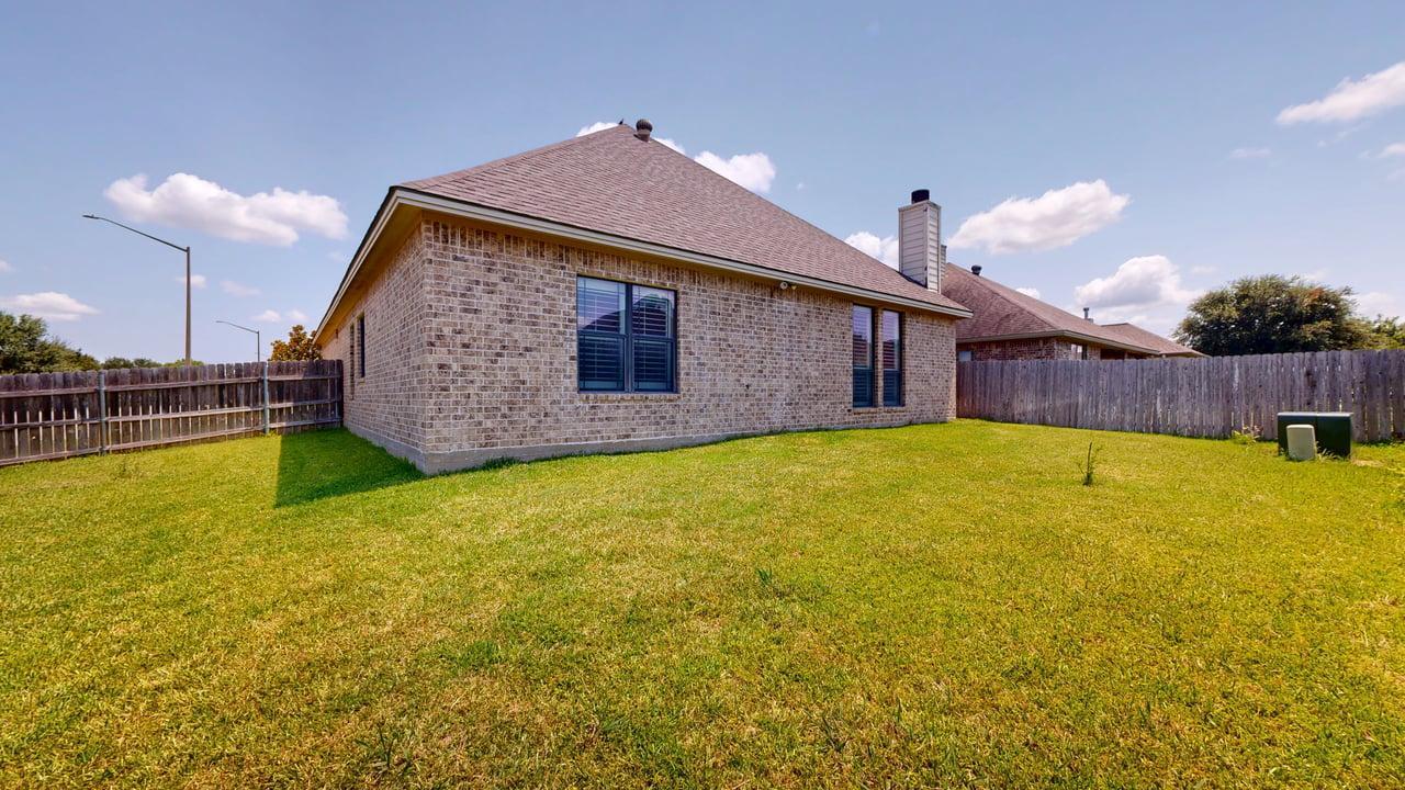 3900 Latinne Ln property image