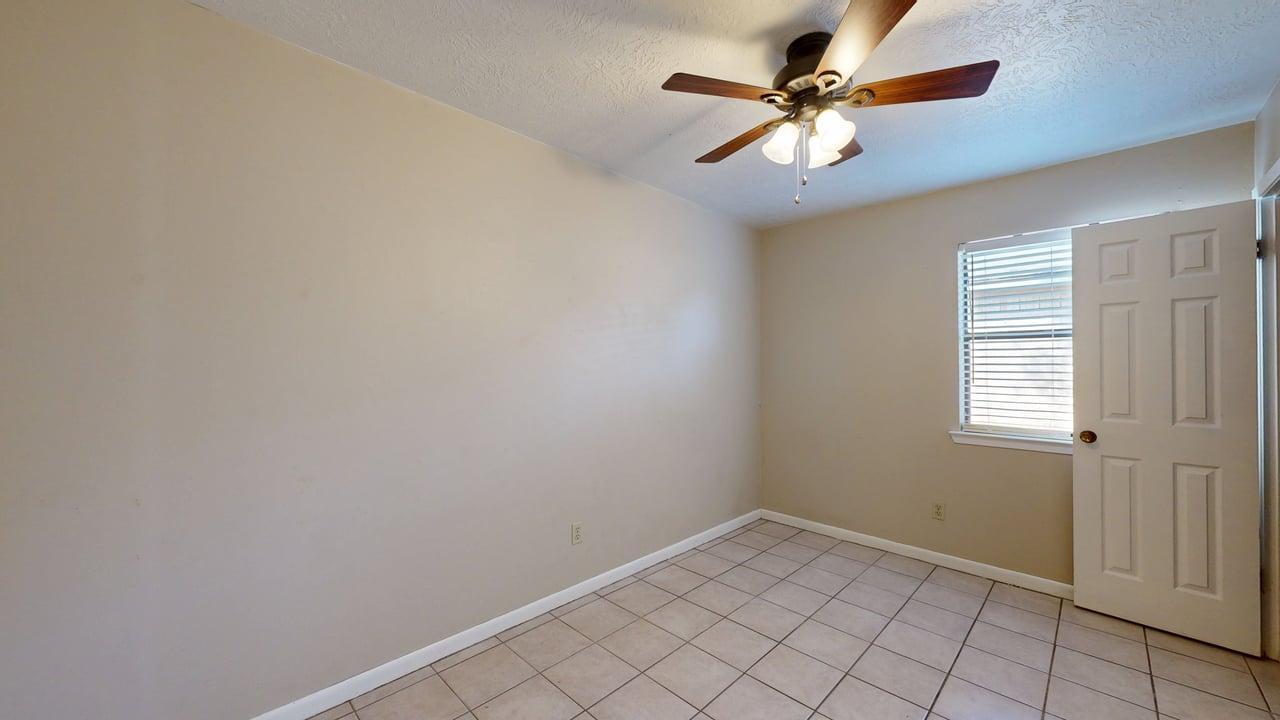 1002 Hardwood Lane property image