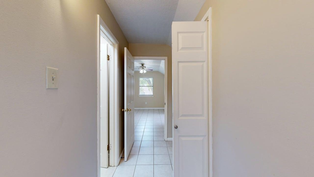 1002 Hardwood Lane property image