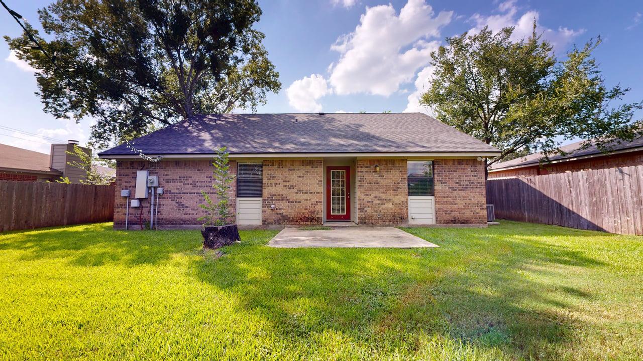 1002 Hardwood Lane property image