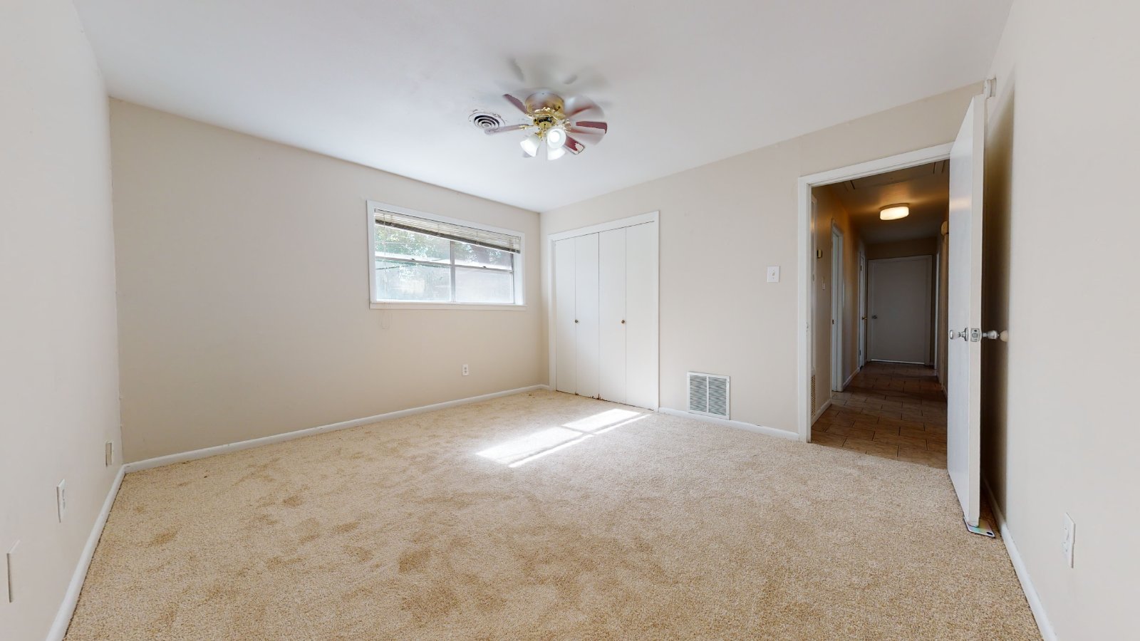 1207 Lawyer property image