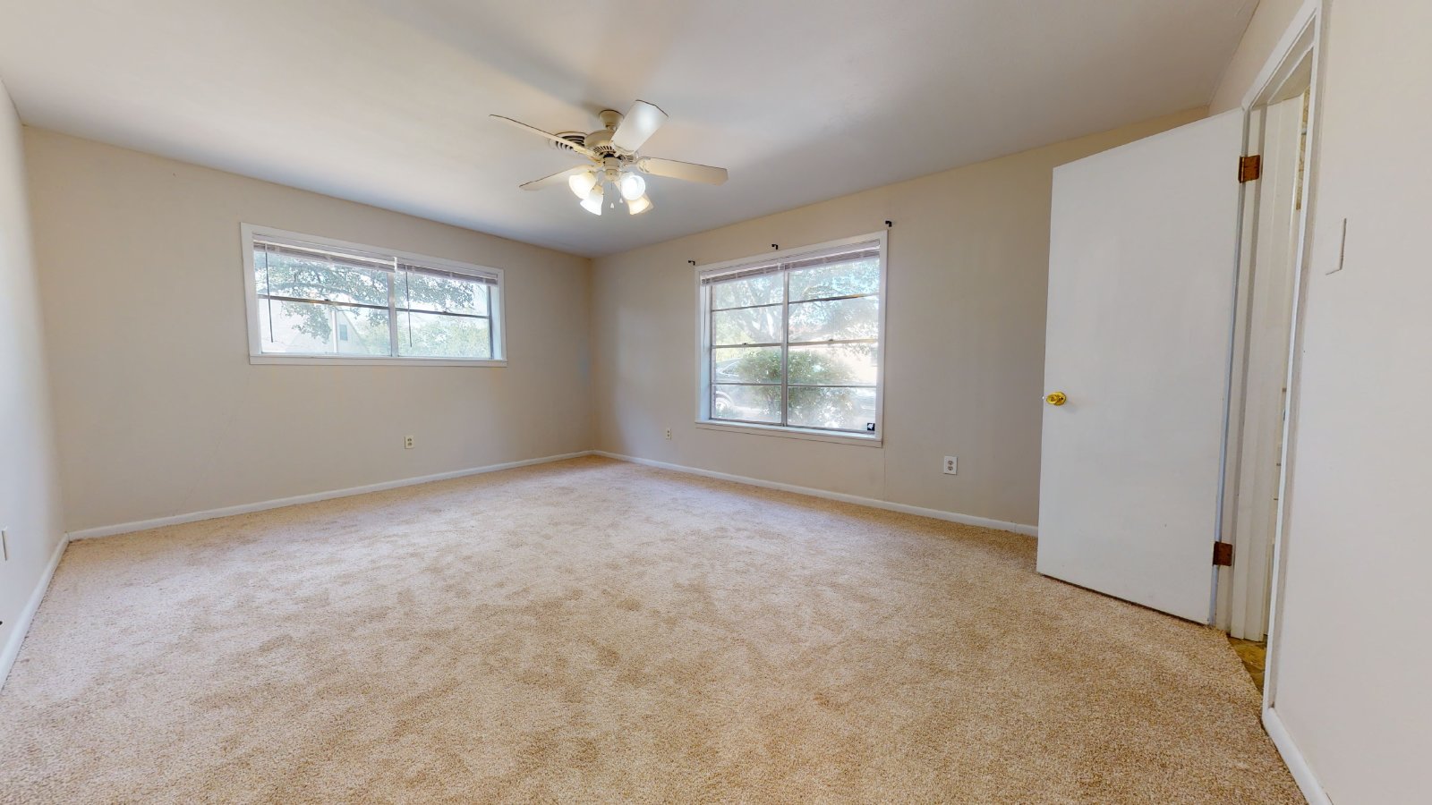 1207 Lawyer property image