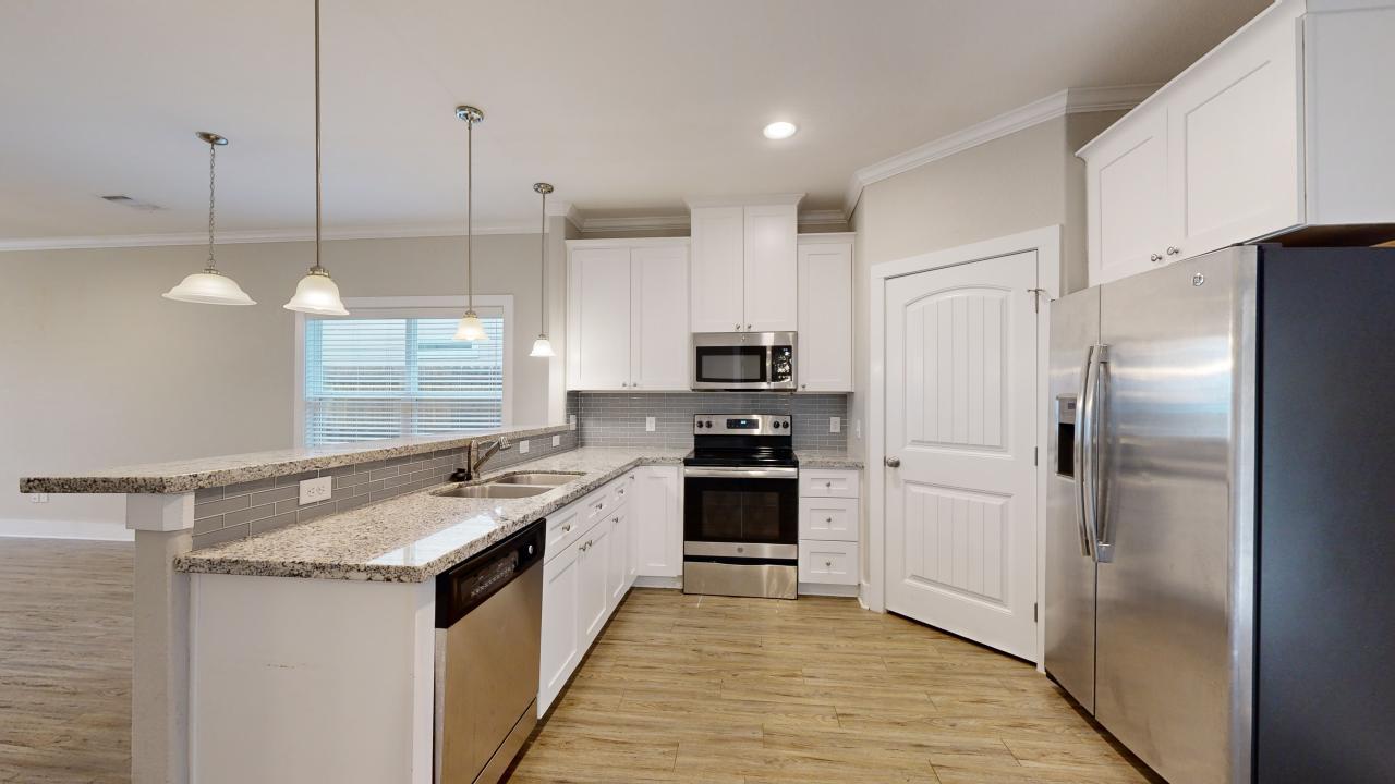 1412 Holleman property image