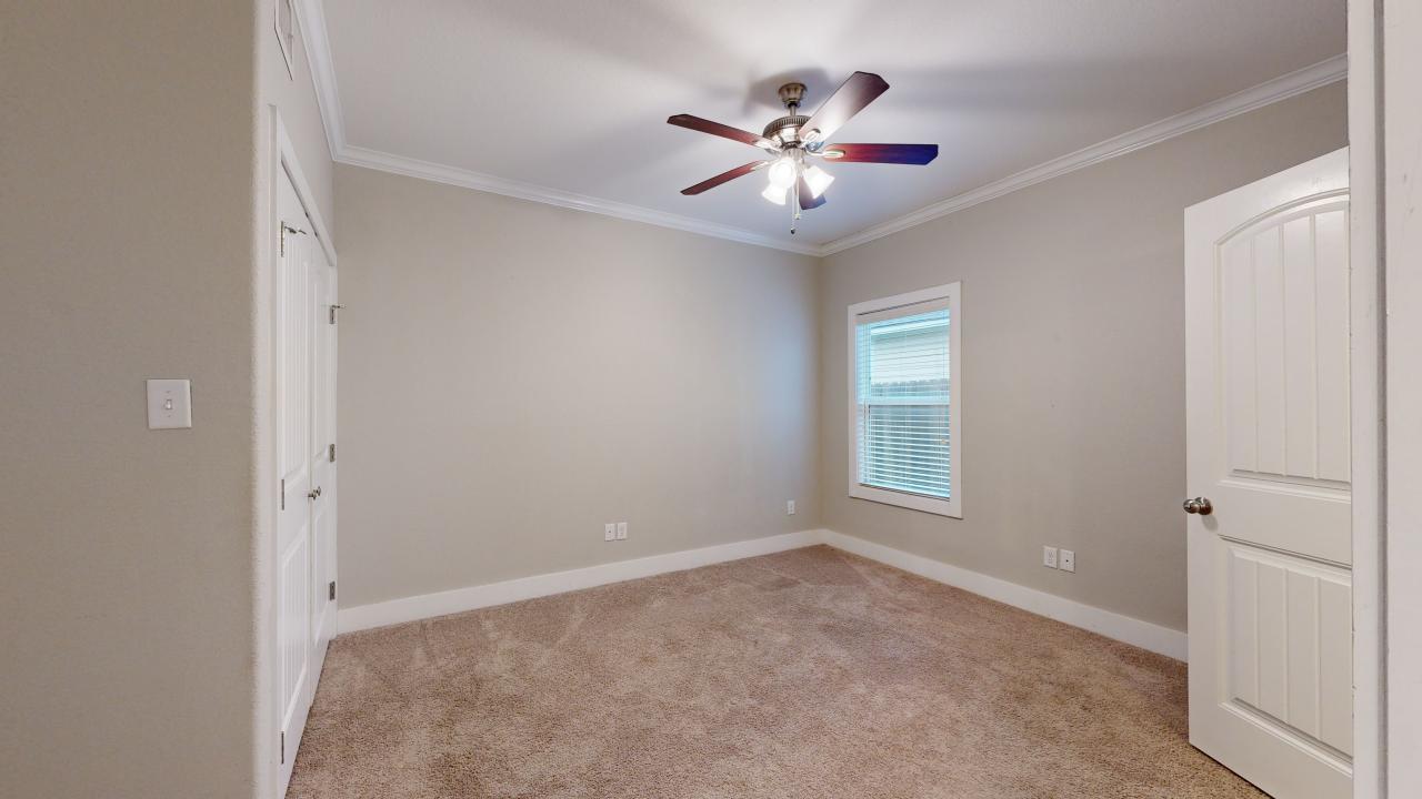 1412 Holleman property image