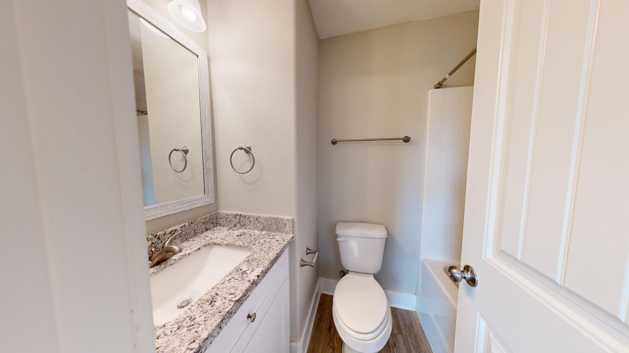 1412 Holleman property image