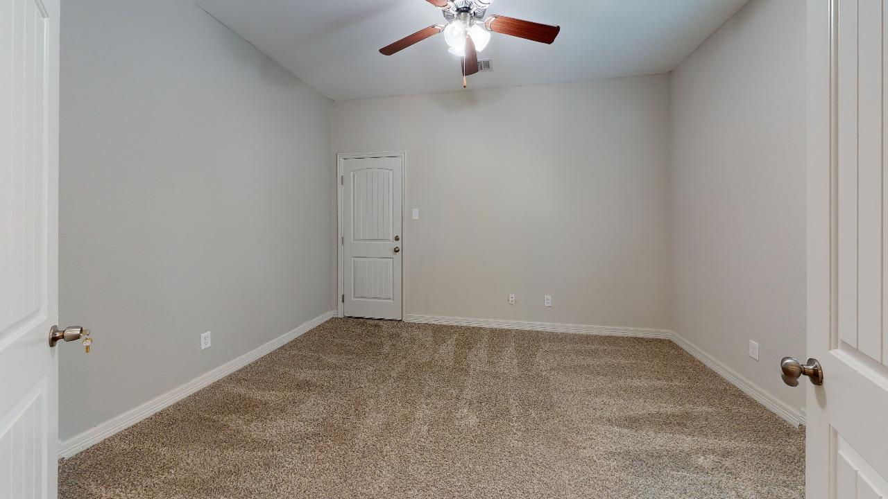 302 Gilchrist property image