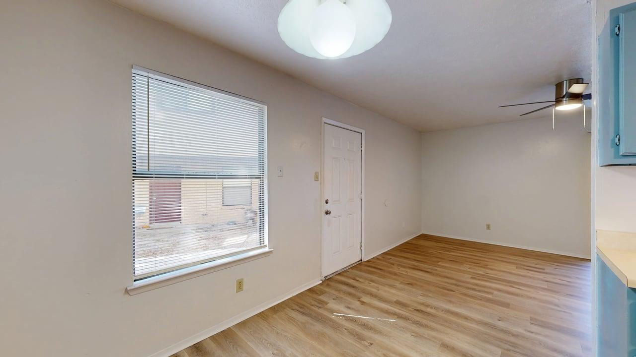 1002 Verde Dr. A property image