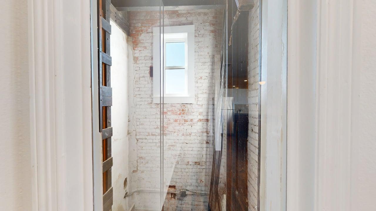 206 N Main 123 property image