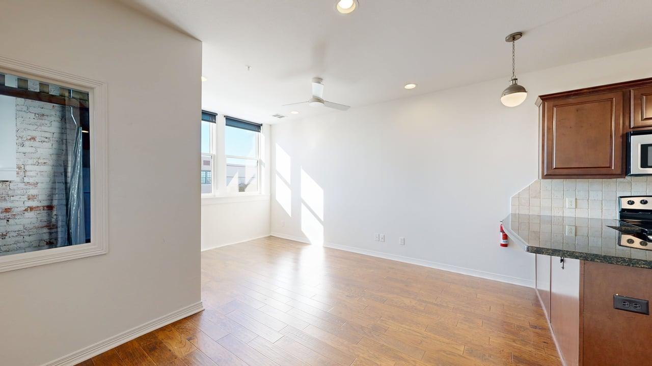 206 N Main 123 property image