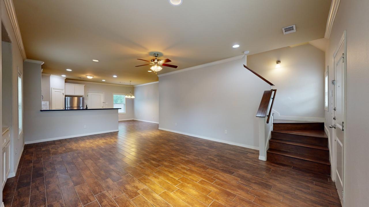 102 Richards property image