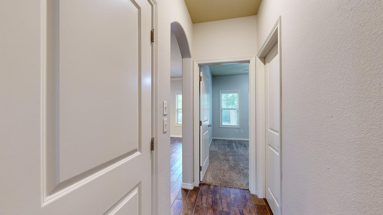 102 Richards property image