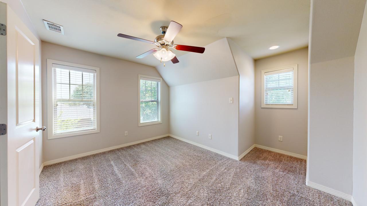 102 Richards property image