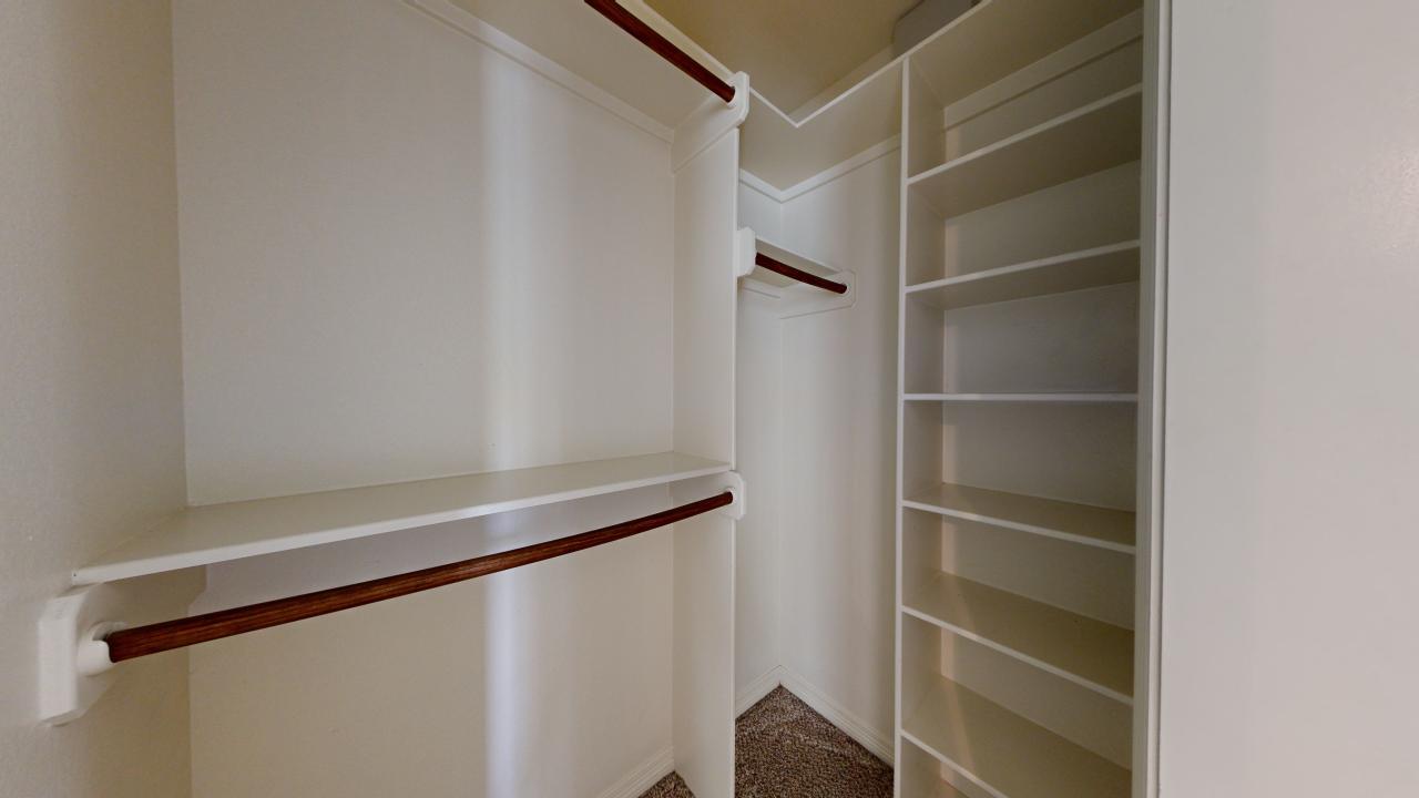 102 Richards property image