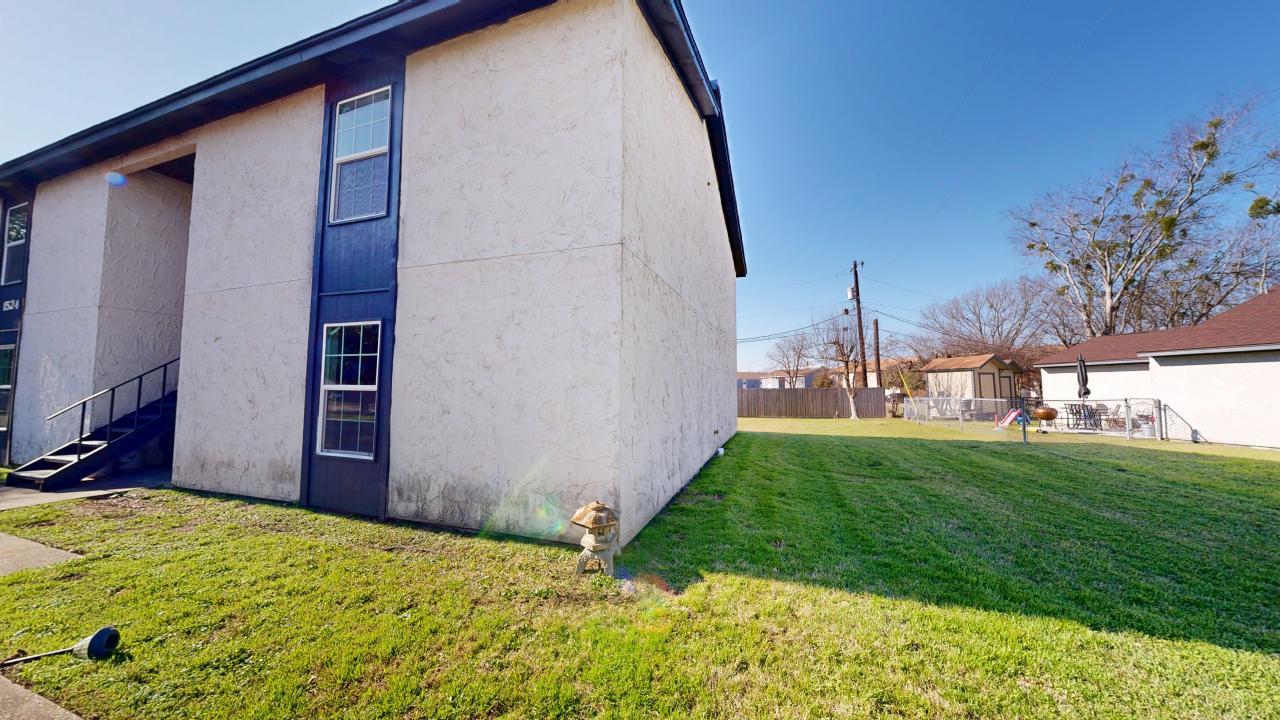 Unit B property image