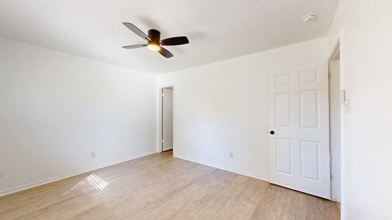 IMMEDIATE MOVE IN! property image