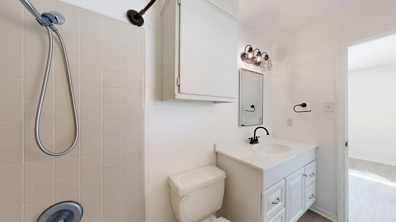 IMMEDIATE MOVE IN! property image