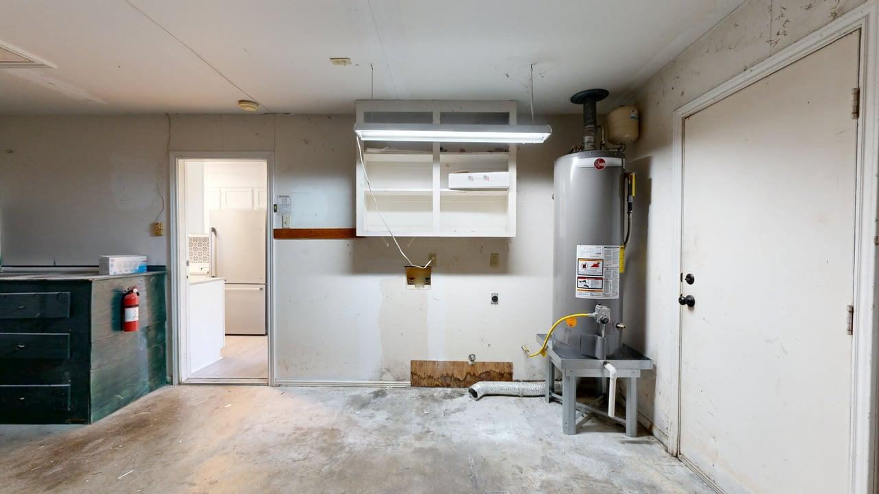 IMMEDIATE MOVE IN! property image