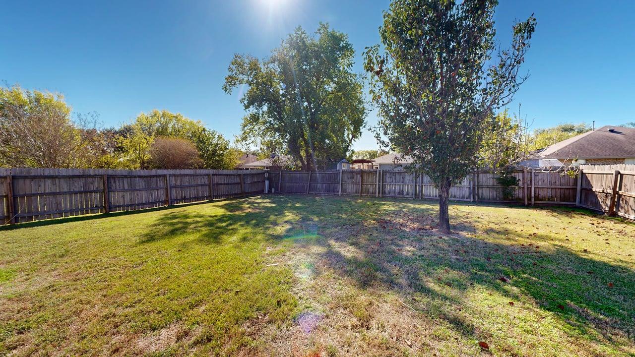 IMMEDIATE MOVE IN! property image