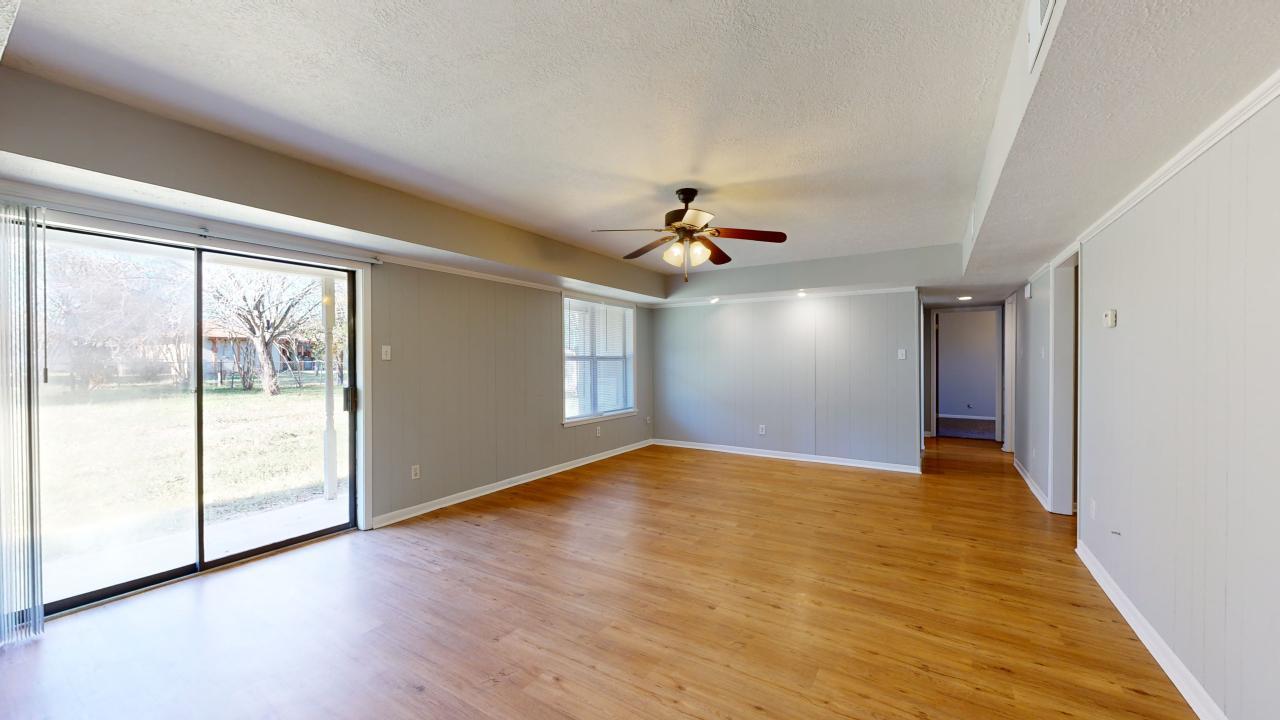 1108 Forest Glenn Court property image