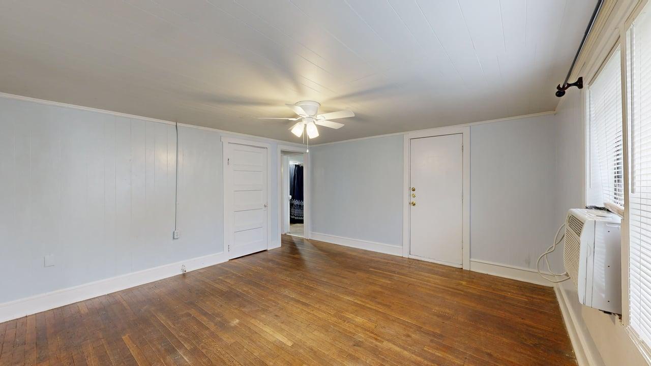 303 Montclair property image