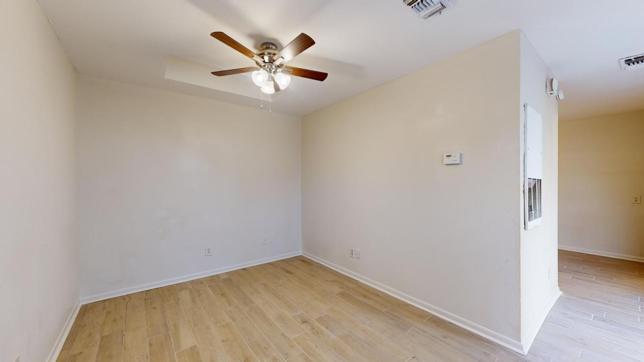 725 Peppertree Dr Apt 25 property image