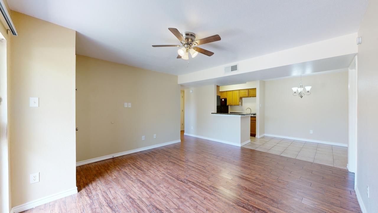 904 University Oaks Blvd #097 property image