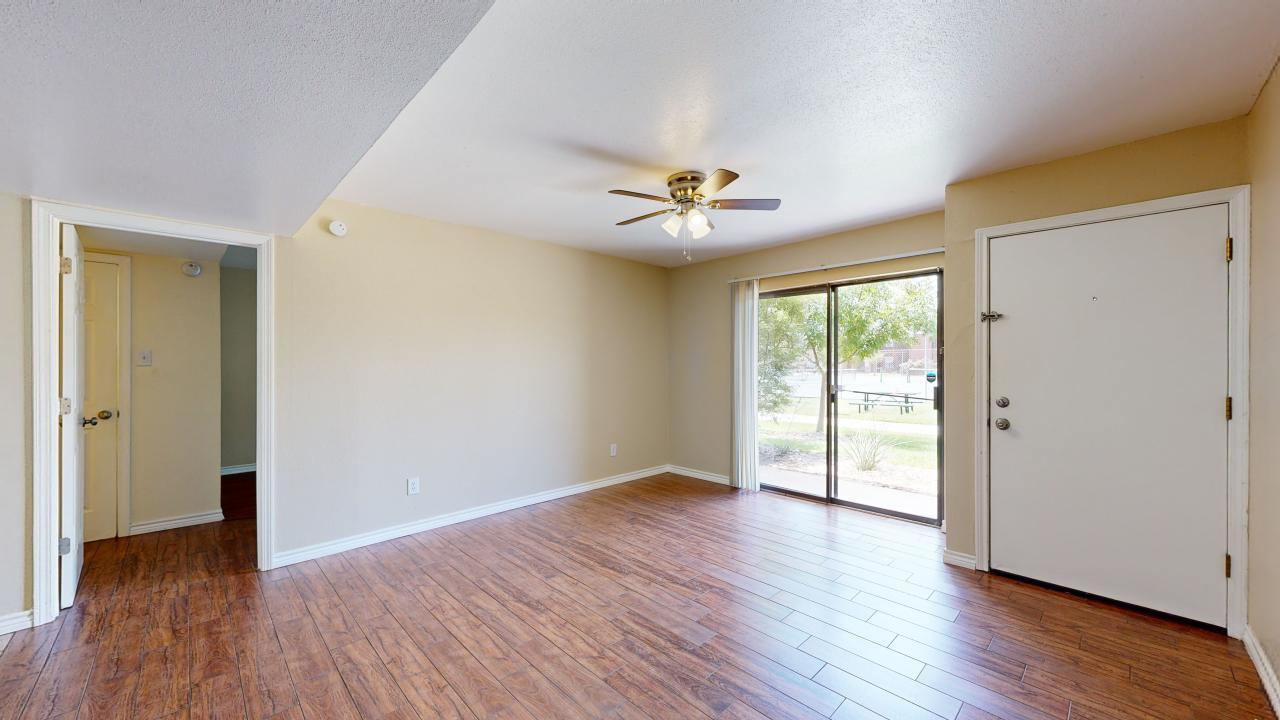 904 University Oaks Blvd #097 property image