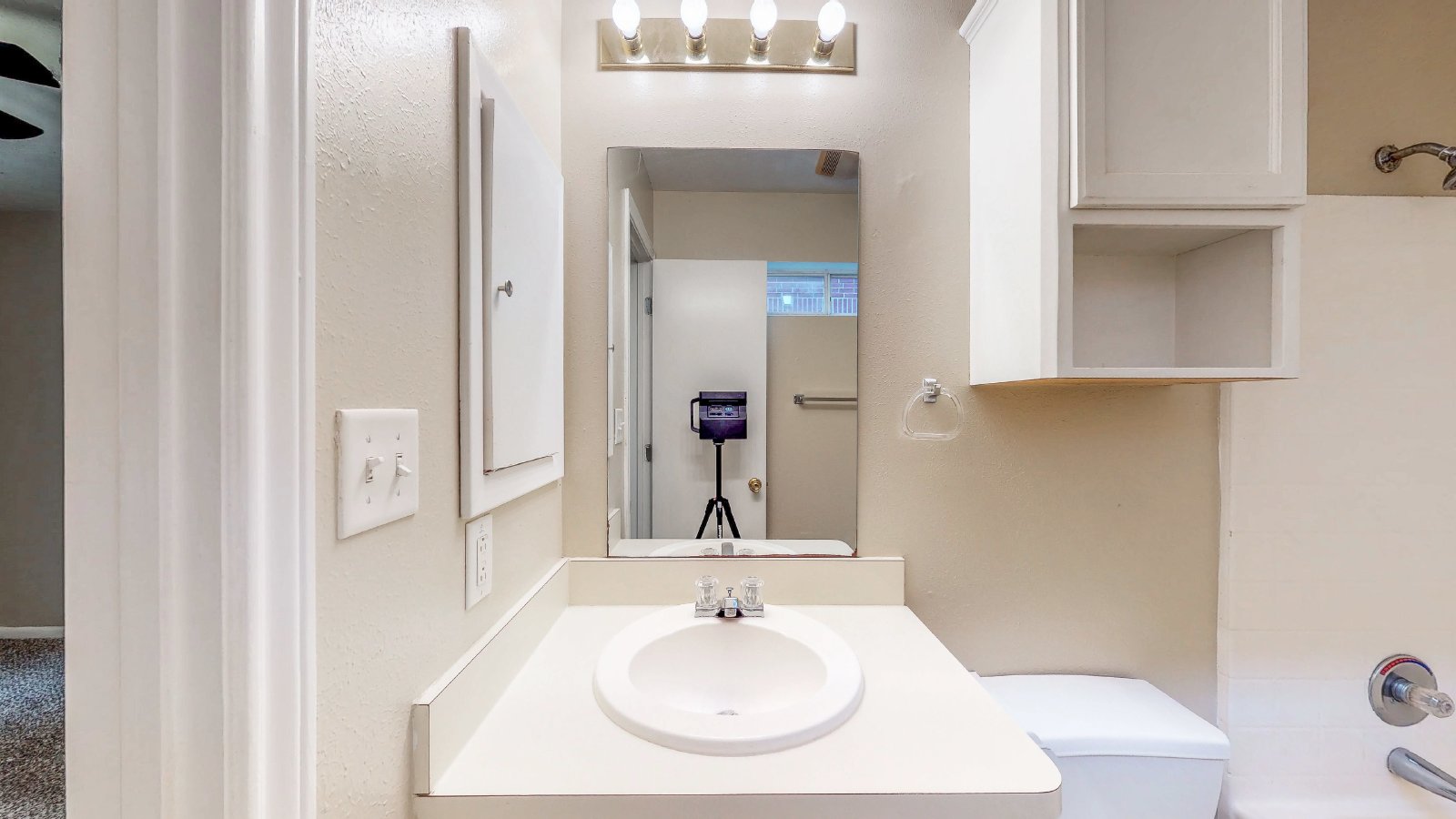 1511 Hollowhill A property image