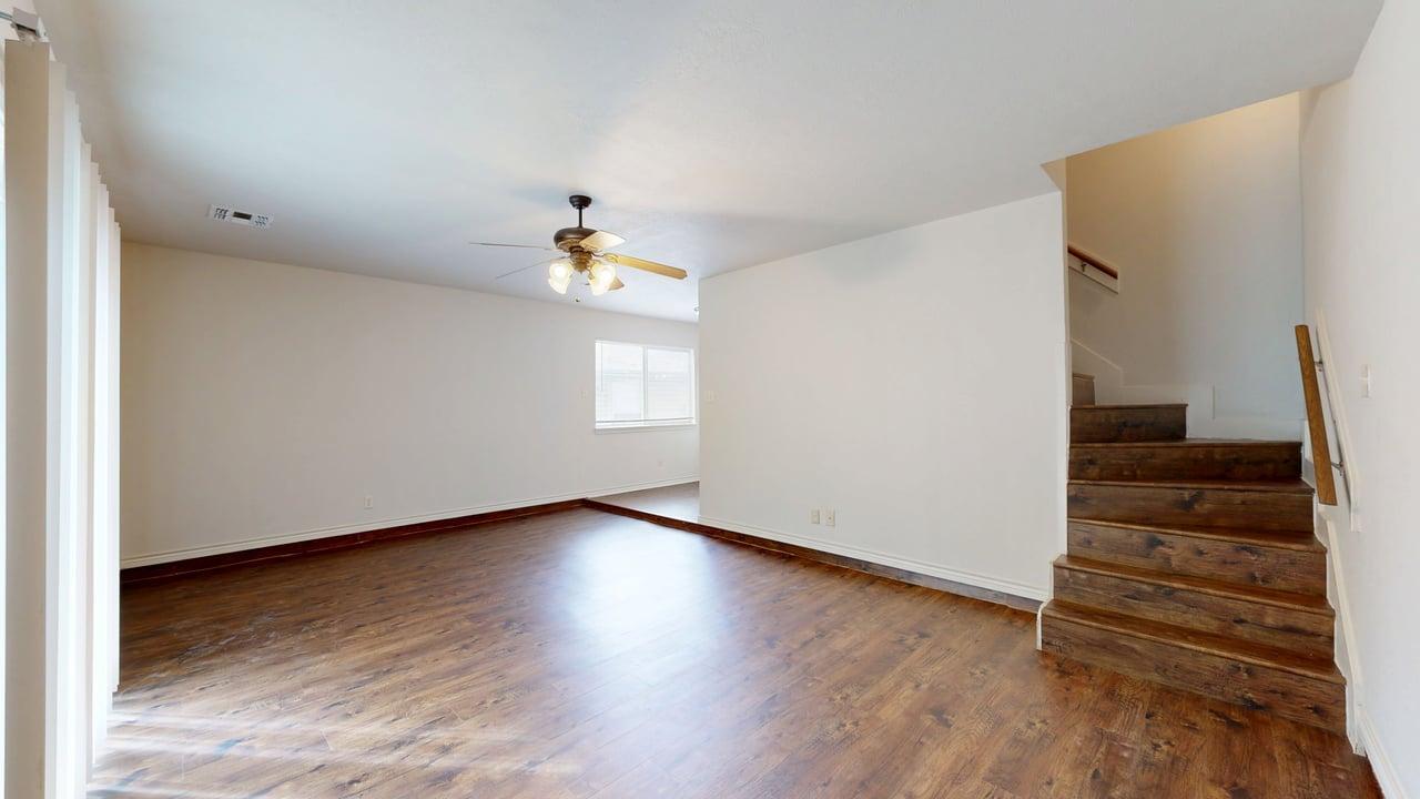 1915 Pine Tree B property image