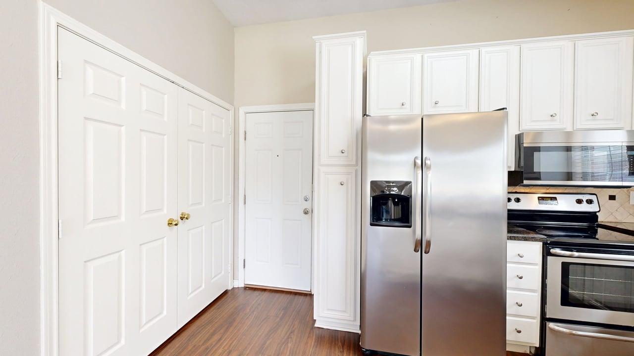 1619 Park Place property image