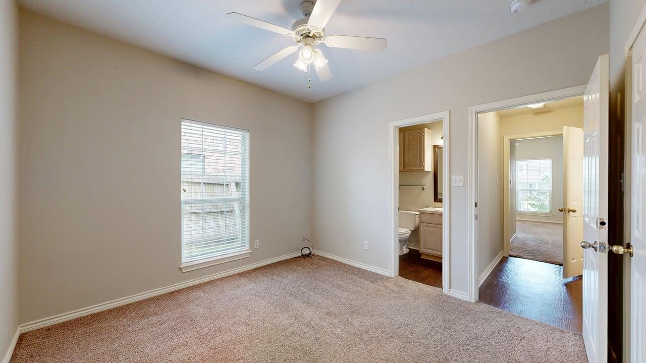 1604 Park Place property image