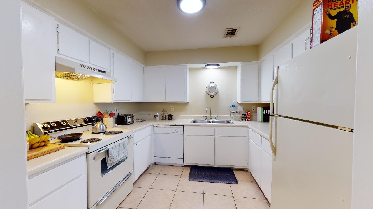 Unit D property image